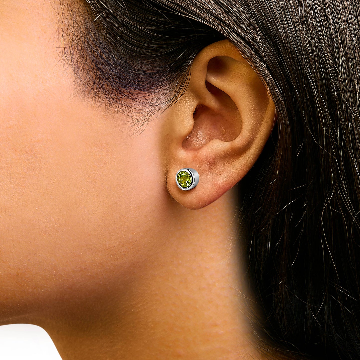 Sterlingsilber 6MM Grüner Peridot Solitär Ohrstecker