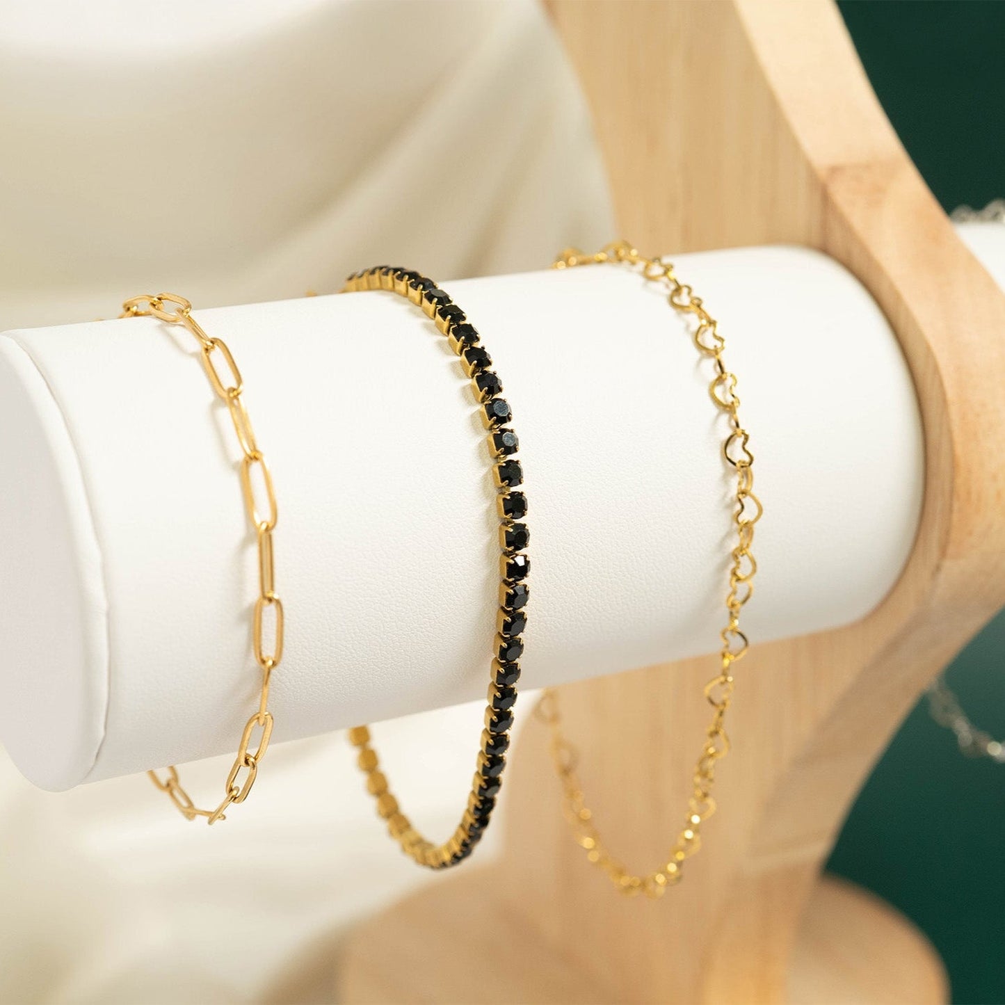 18K Gold PVD Stainless Steel Jet Rhinestone Tennis Chain Bracelet / TBR0004