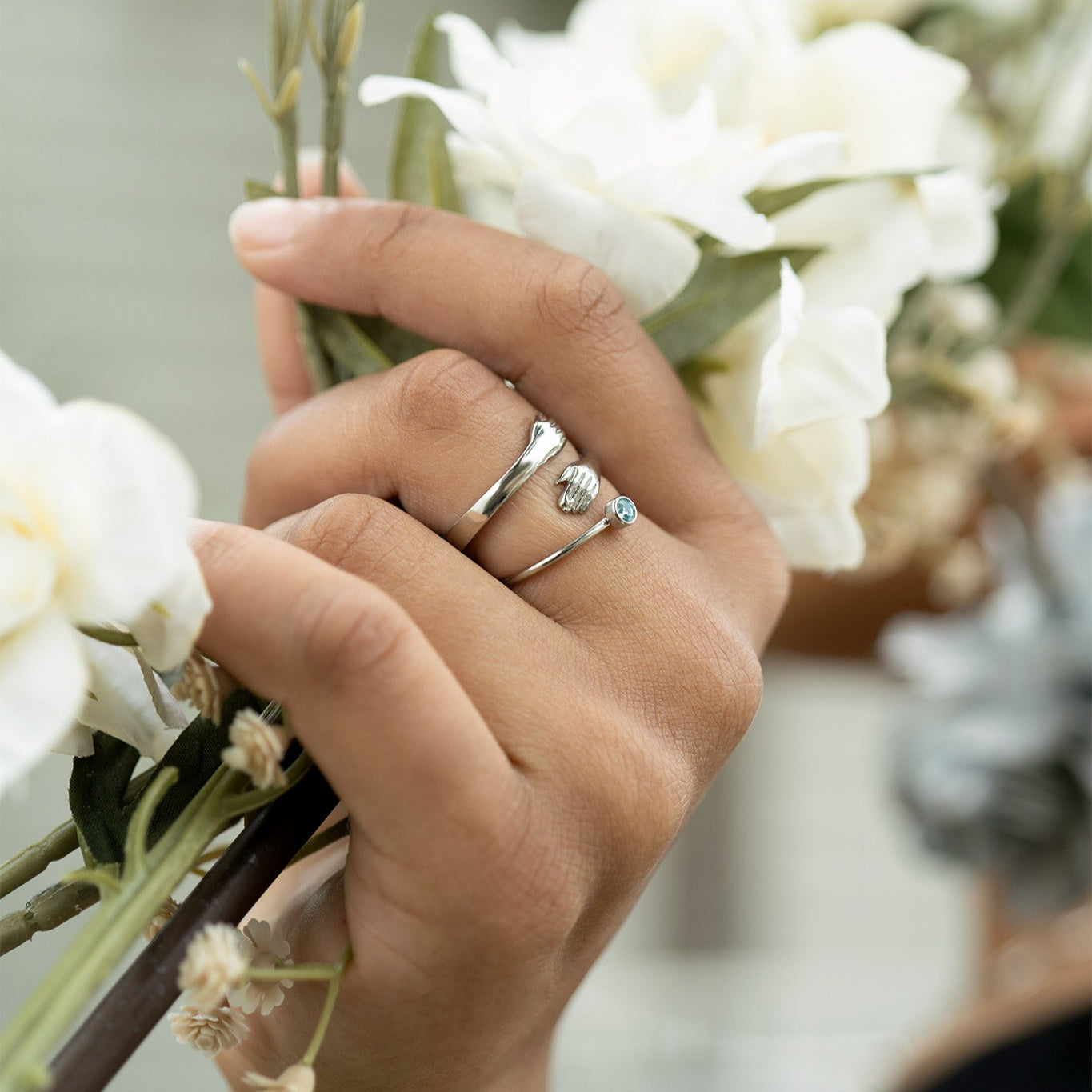 Stainless Steel Hug Ring / KSS0001