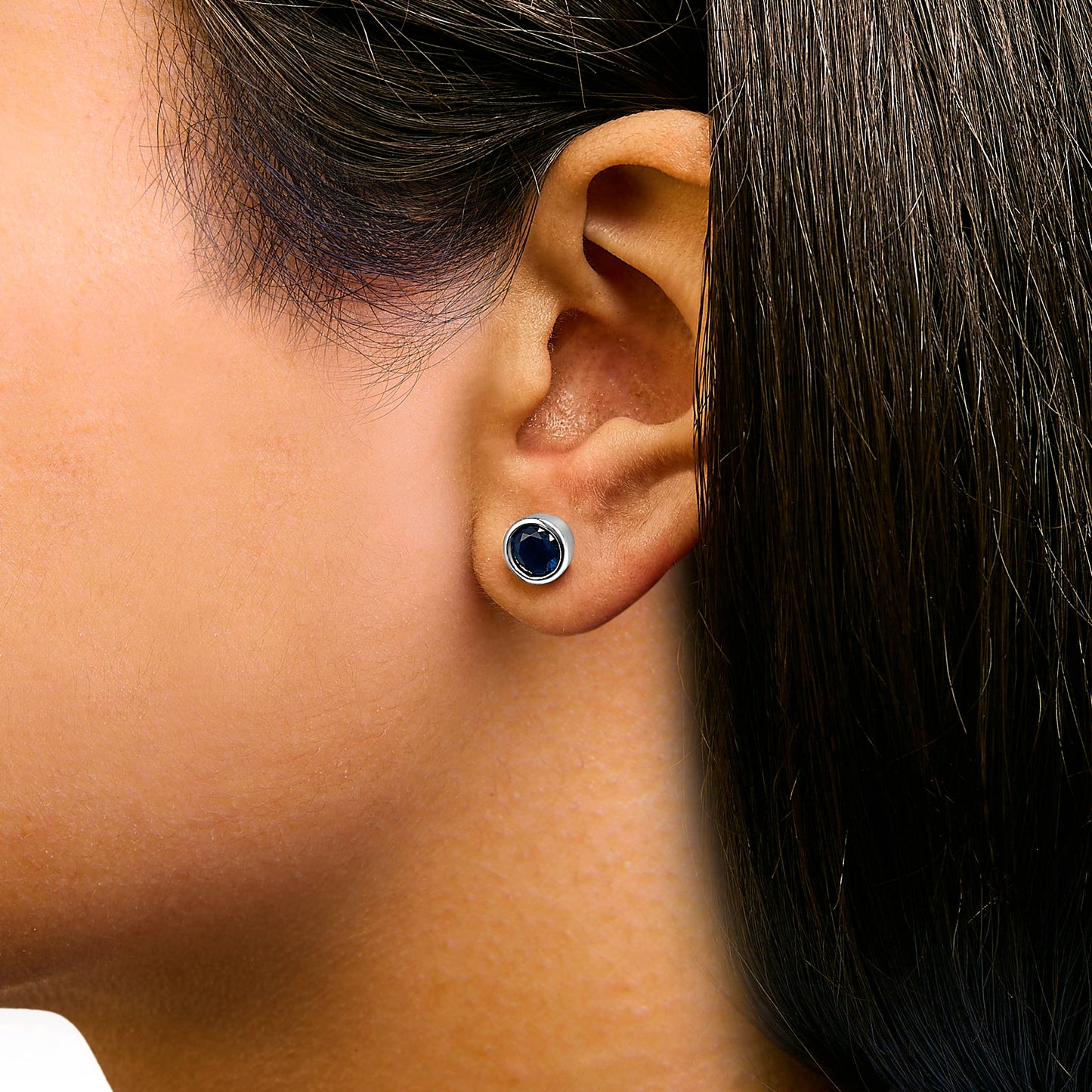 Sterlingsilber 6MM Blaue Saphir Solitär Ohrstecker