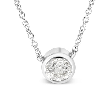 Solitär-Anhänger aus 10-karätigem Weißgold mit 1/3 Karat Diamant