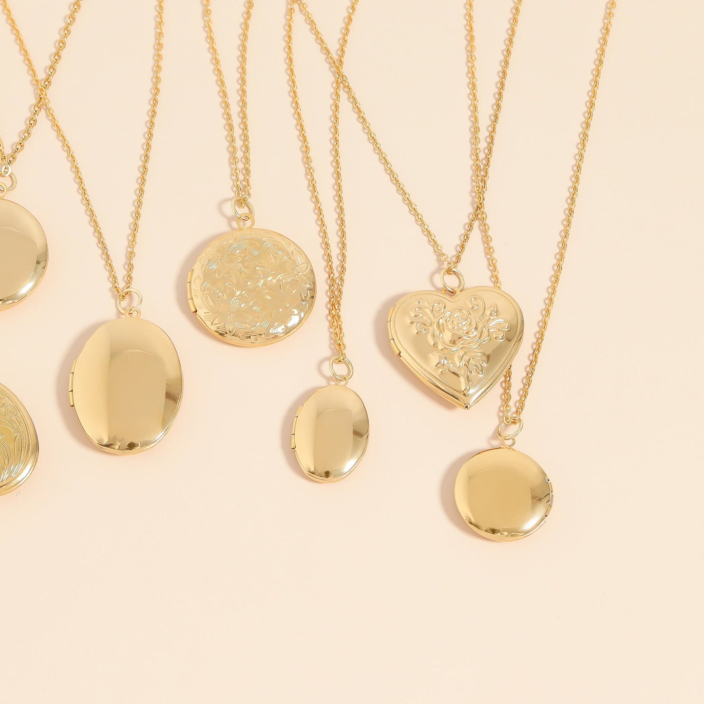 18K Gold PVD Stainless Steel Round Locket / PDL0241