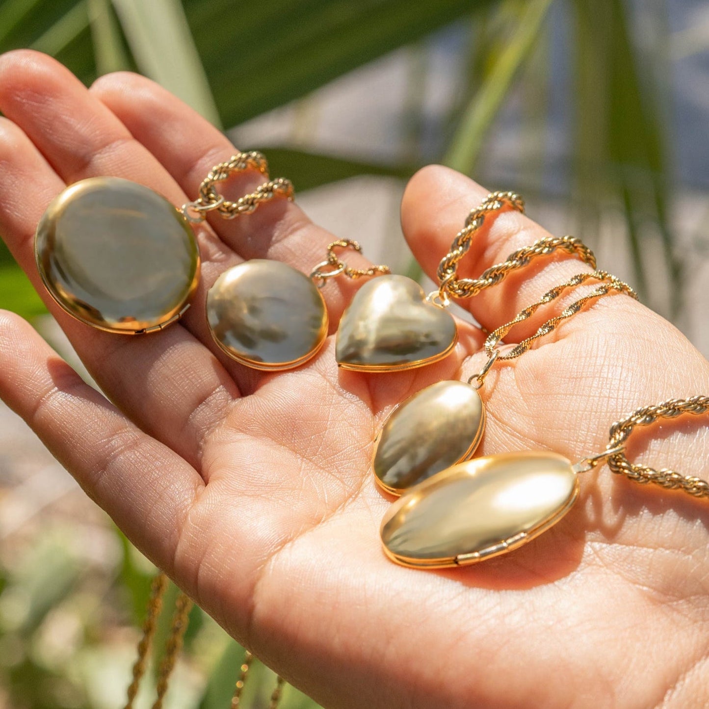 18K Gold PVD Stainless Steel Round Locket / PDL0241