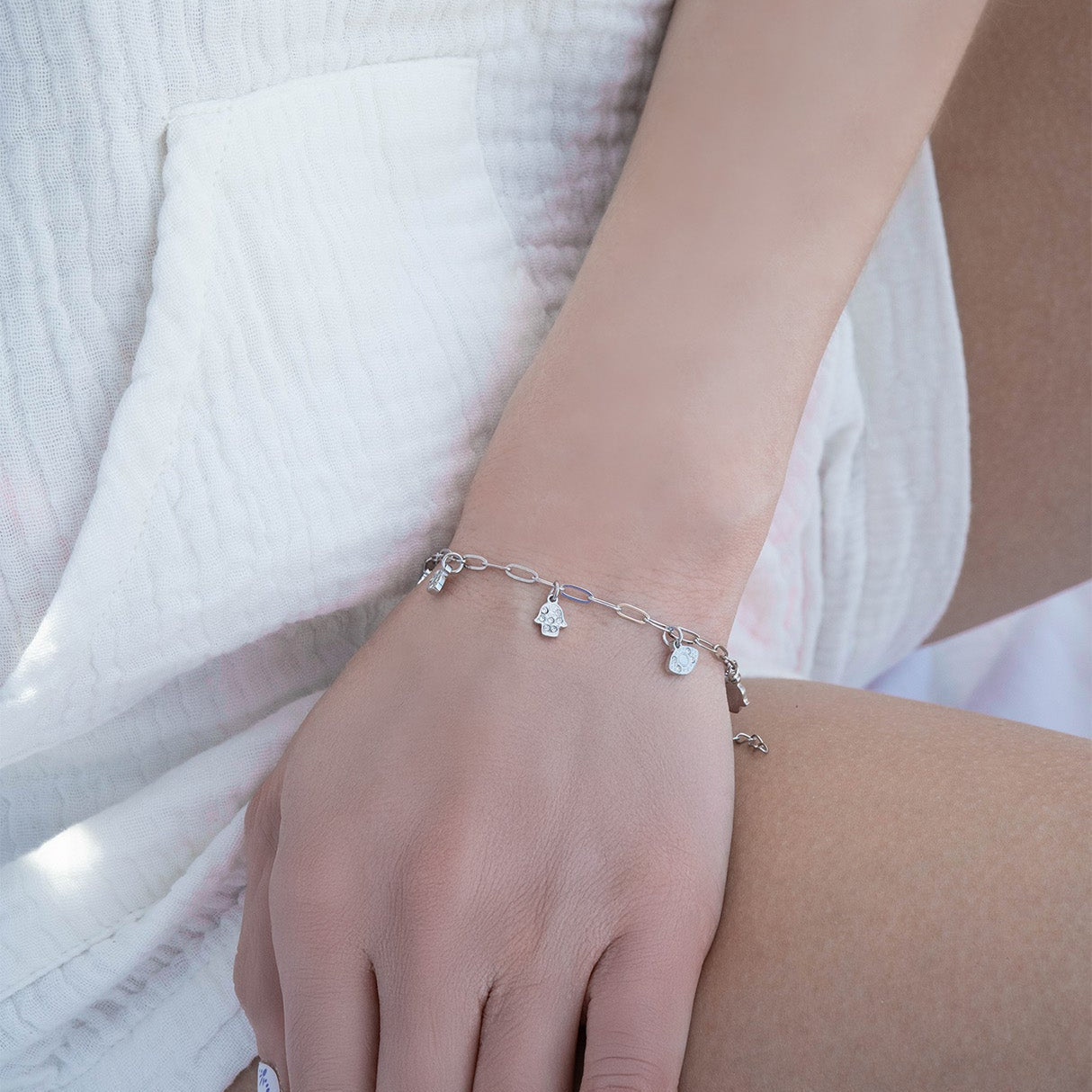 18K Gold PVD Hamsa & Evil Eye Paperclip Chain Charm Bracelet / BRJ1010