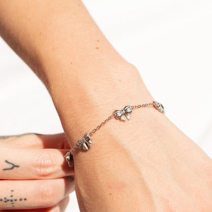 18K Gold PVD Stainless Steel Bow Station Bracelet / BRJ1069