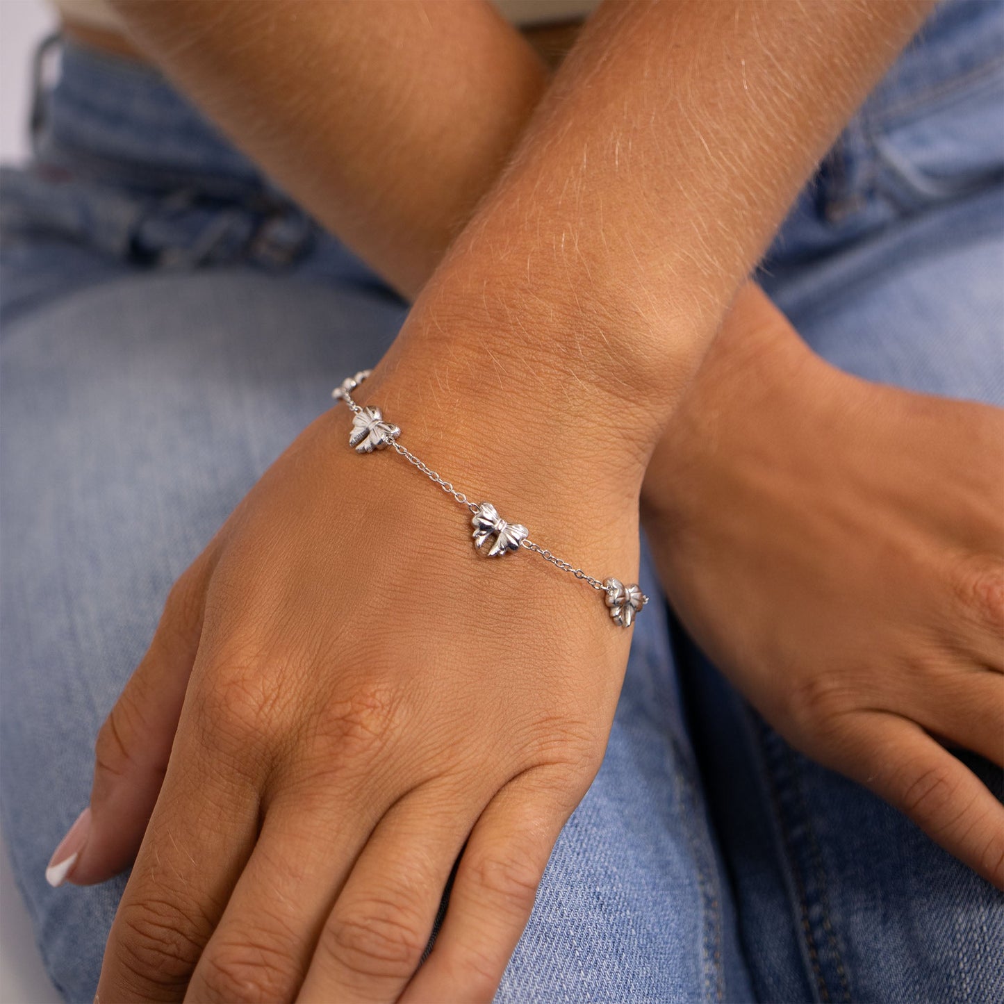 18K Gold PVD Stainless Steel Bow Station Bracelet / BRJ1069