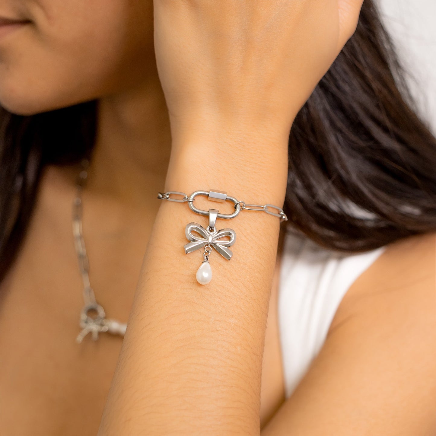 18K Gold PVD Stainless Steel Paperclip Carabiner Bracelet / BRJ1072