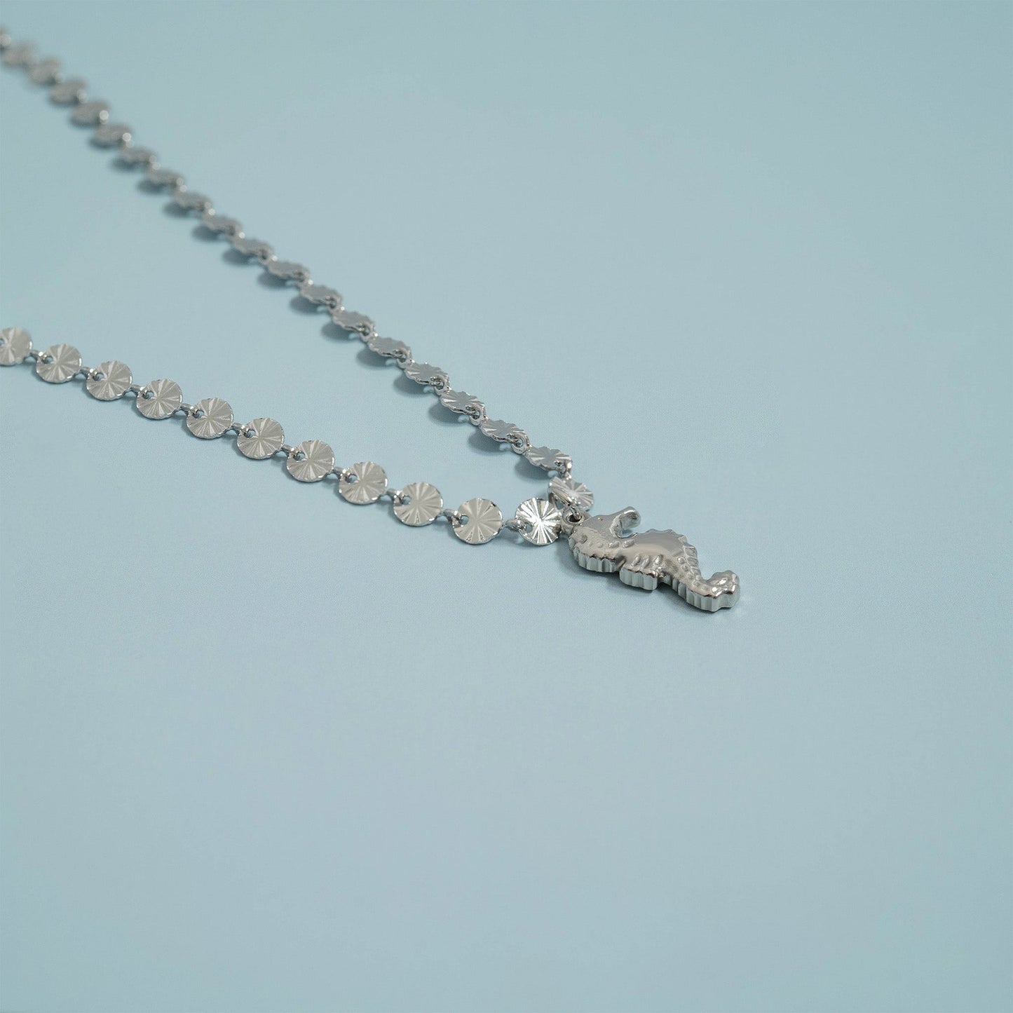 18K Gold PVD Stainless Steel Seahorse Charm / PDL0096