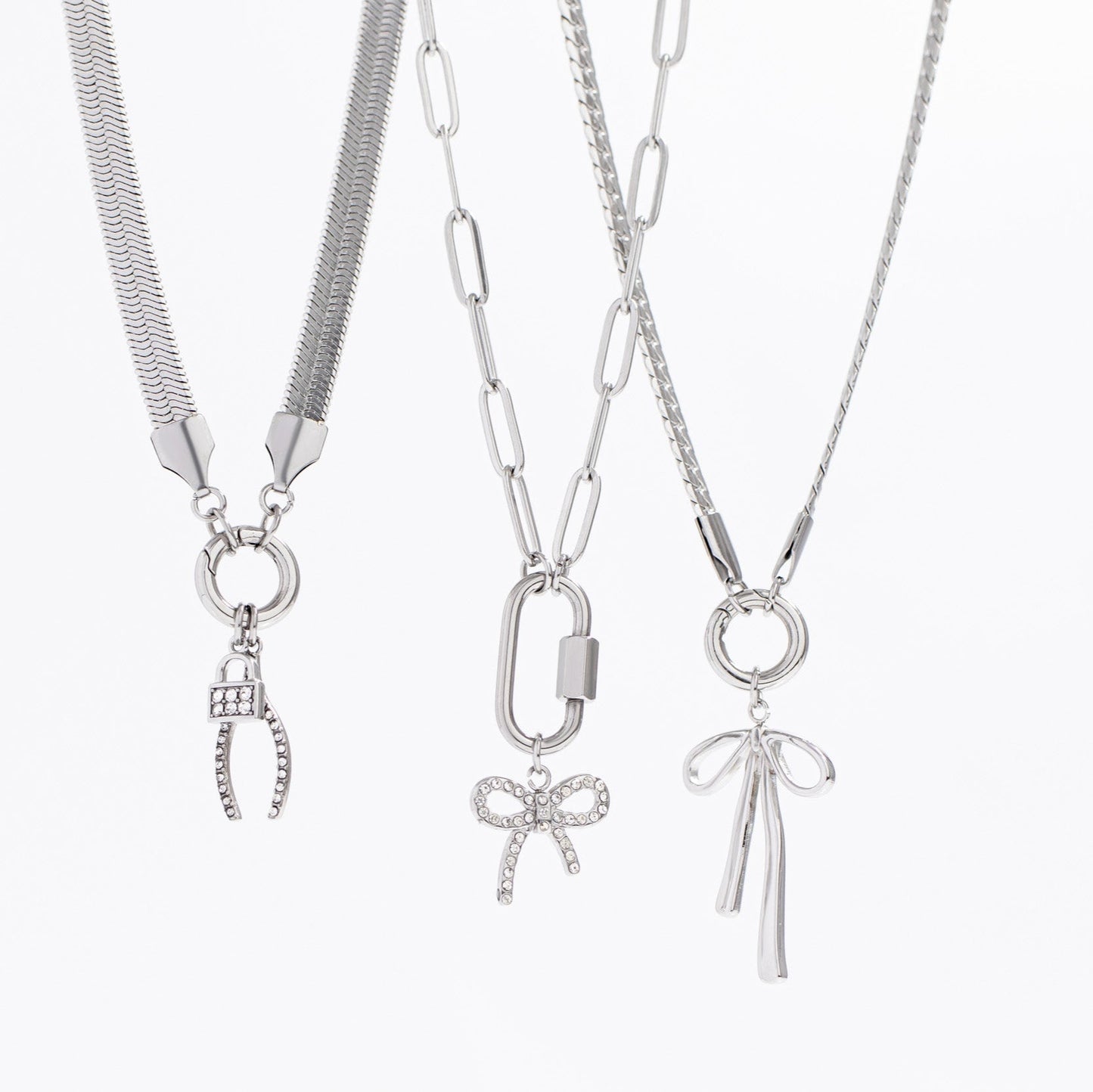 18K Gold PVD Stainless Steel Rhinestone Bow Charm / PDL0278