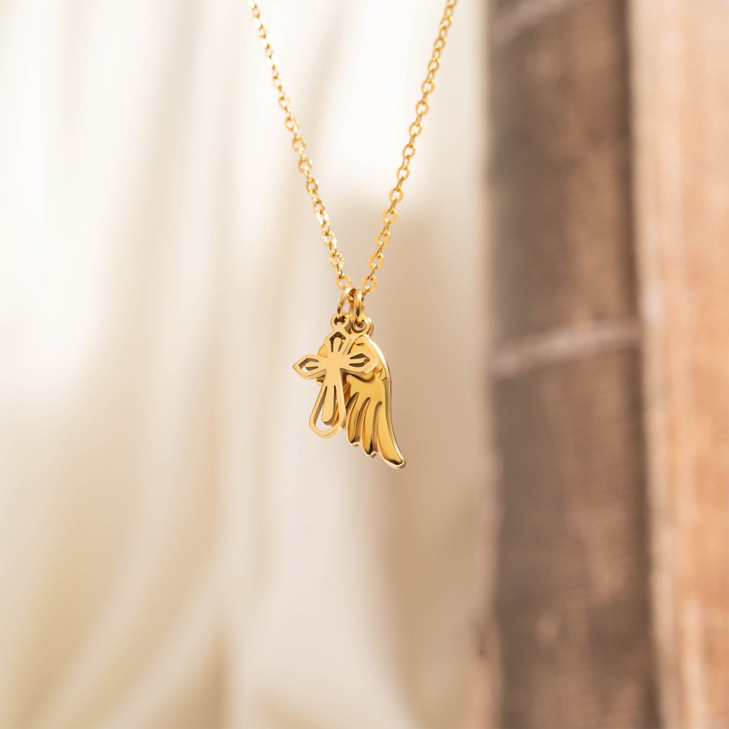 18K Gold PVD Stainless Steel Pointed Cross Charm / PDL0047