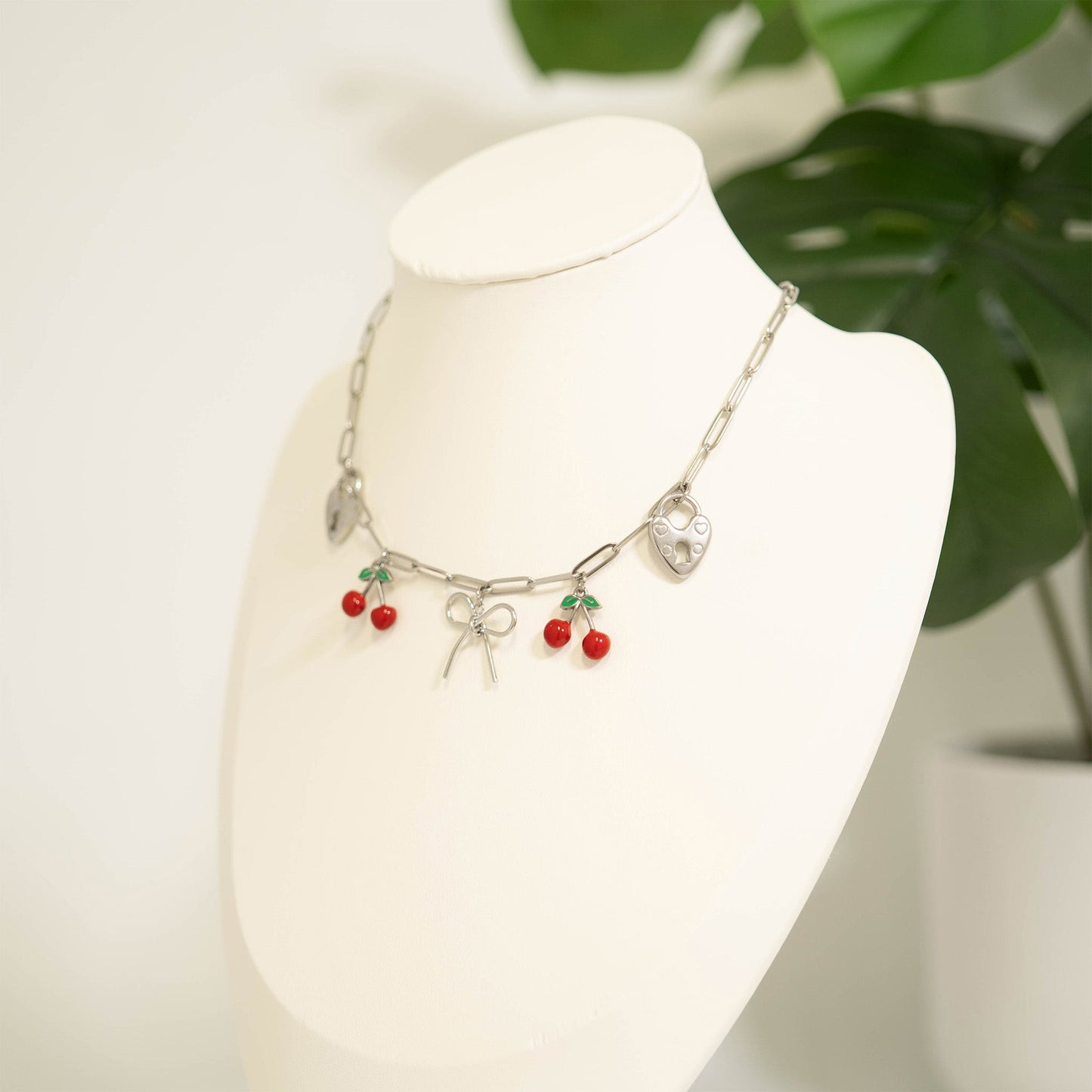 18K Gold PVD Stainless Steel Vintage Heart Lock Charm / PDL0274