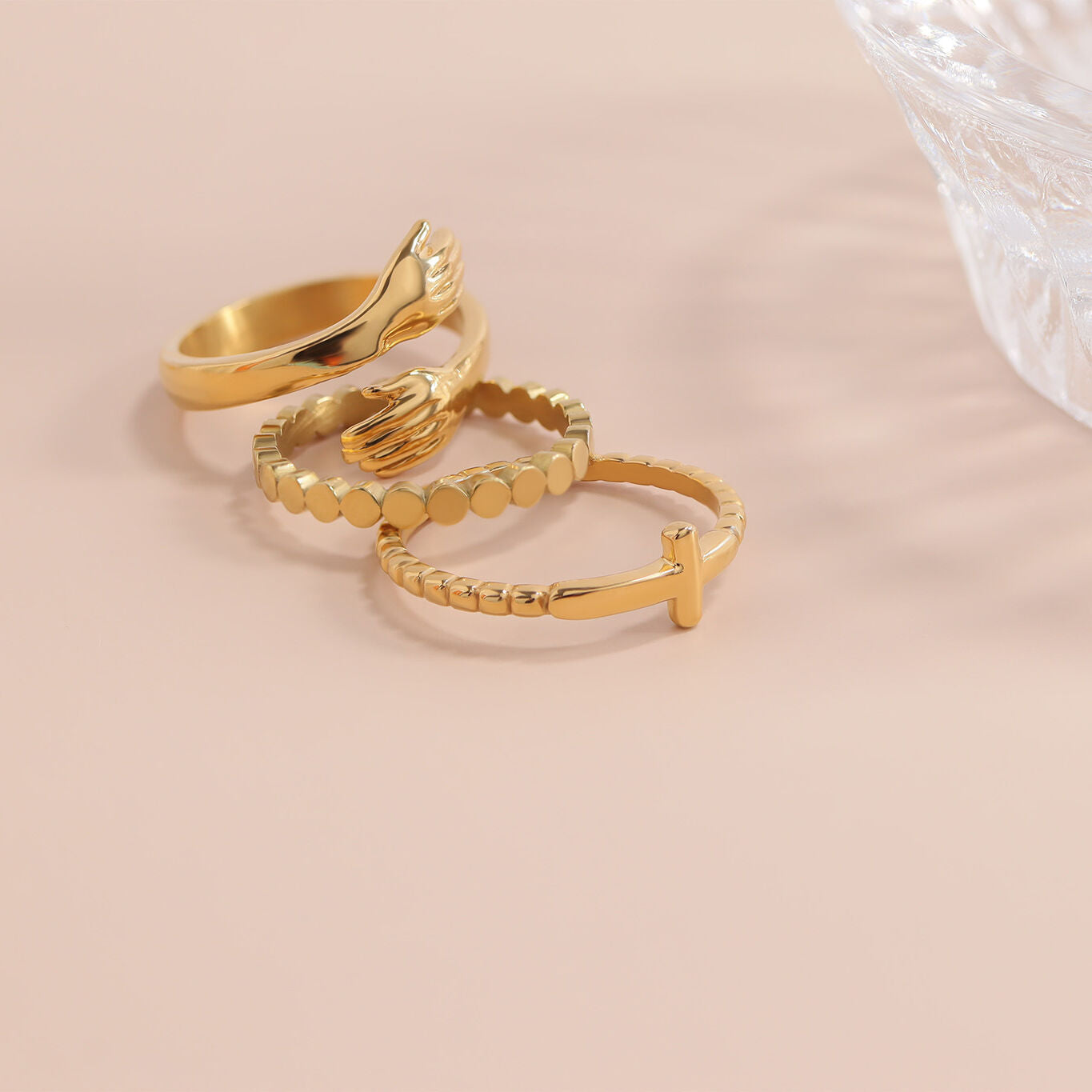 18K Gold PVD Stainless Steel Hug Ring / KSS0002