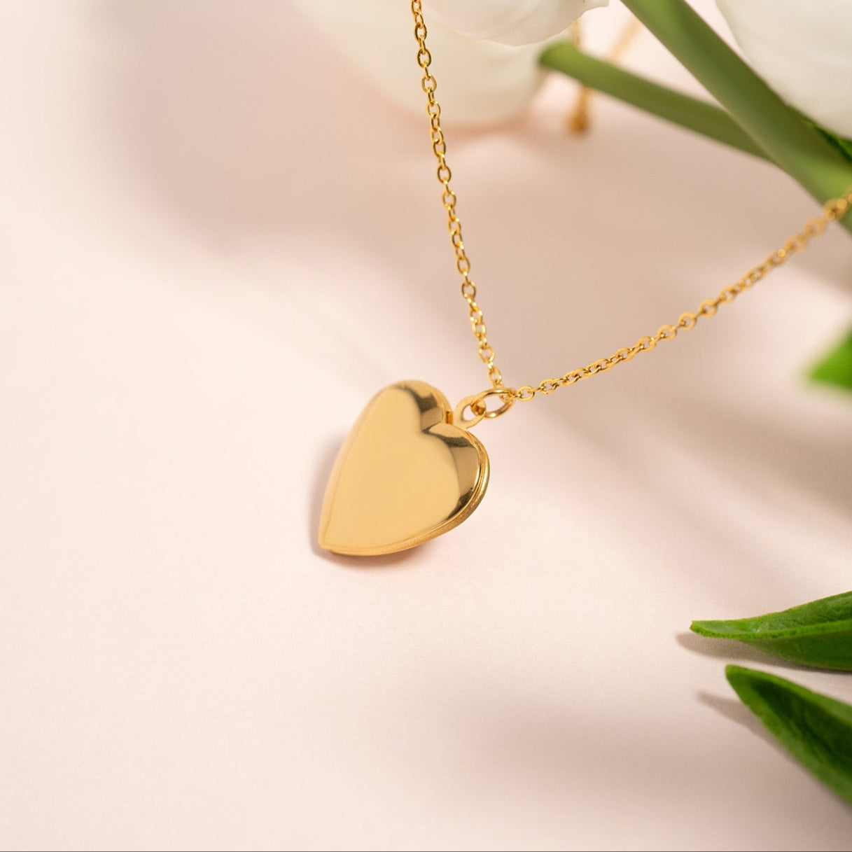18K Gold PVD Stainless Steel Heart Locket / PDL0239