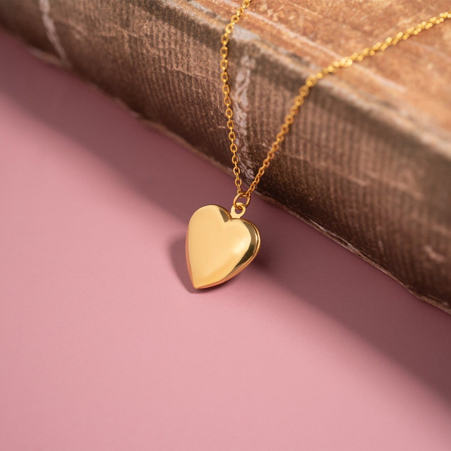 18K Gold PVD Stainless Steel Heart Locket / PDL0239