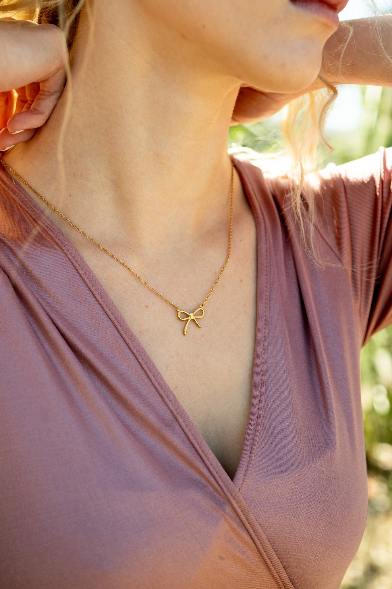 18K Gold PVD Stainless Steel Bow Connector Charm / PDL0142