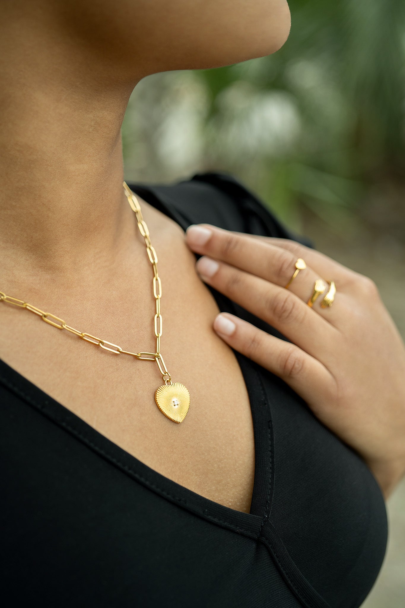 18K Gold PVD Stainless Steel Sunburst CZ Heart Paperclip Pendant Necklace / CHN9966