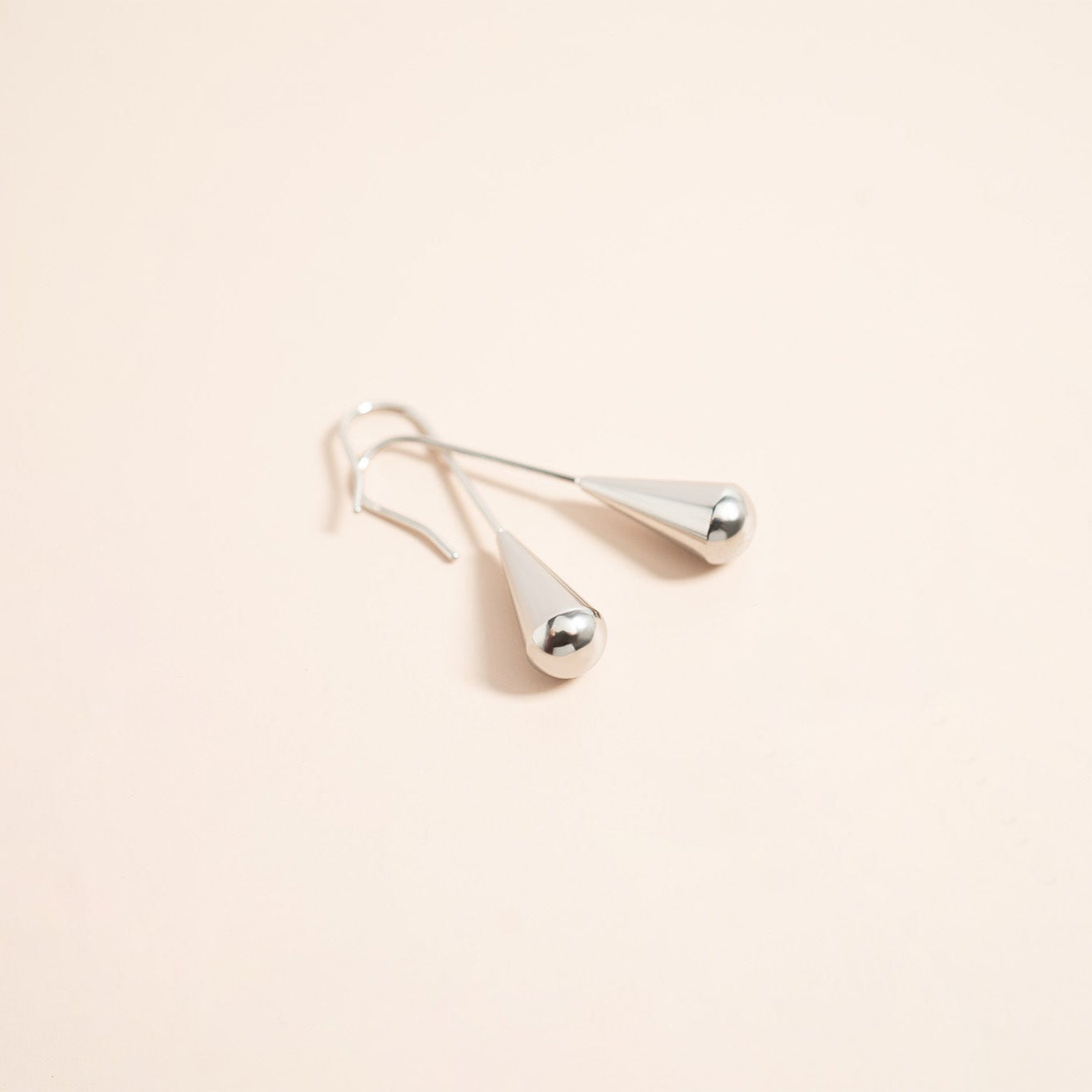 18K Gold PVD Stainless Steel Drop Earrings / ERJ0064