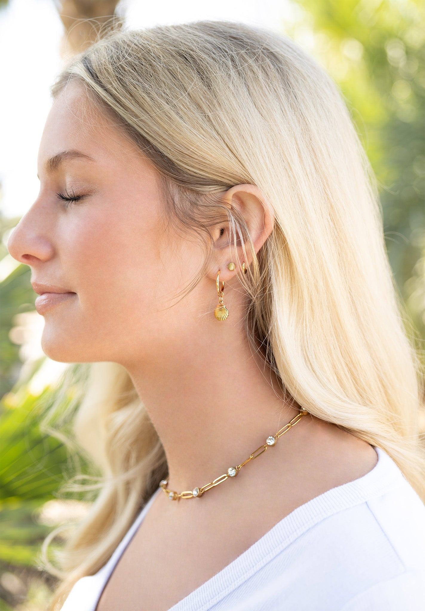 18K Gold Stainless Steel Shell Pendant Huggie Earrings / ERJ0072