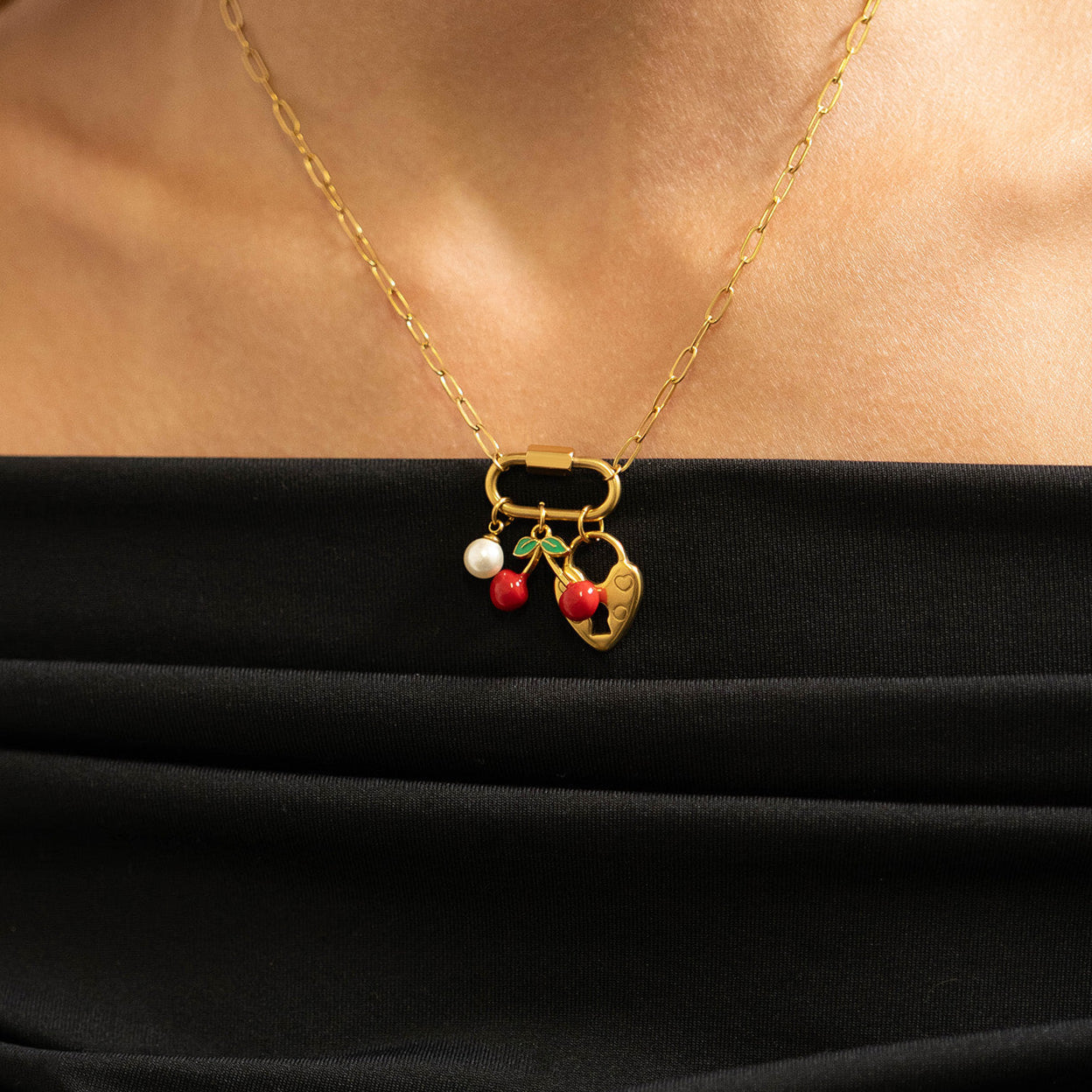 18K Gold PVD Stainless Steel Classic Carabiner / ENC0034