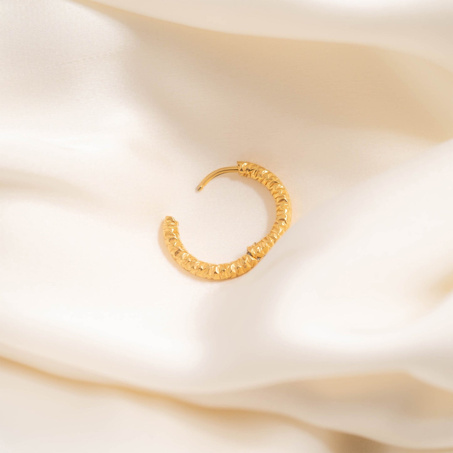 18K Gold PVD Stainless Steel Textured Huggie Hoop Earrings / ERJ0012