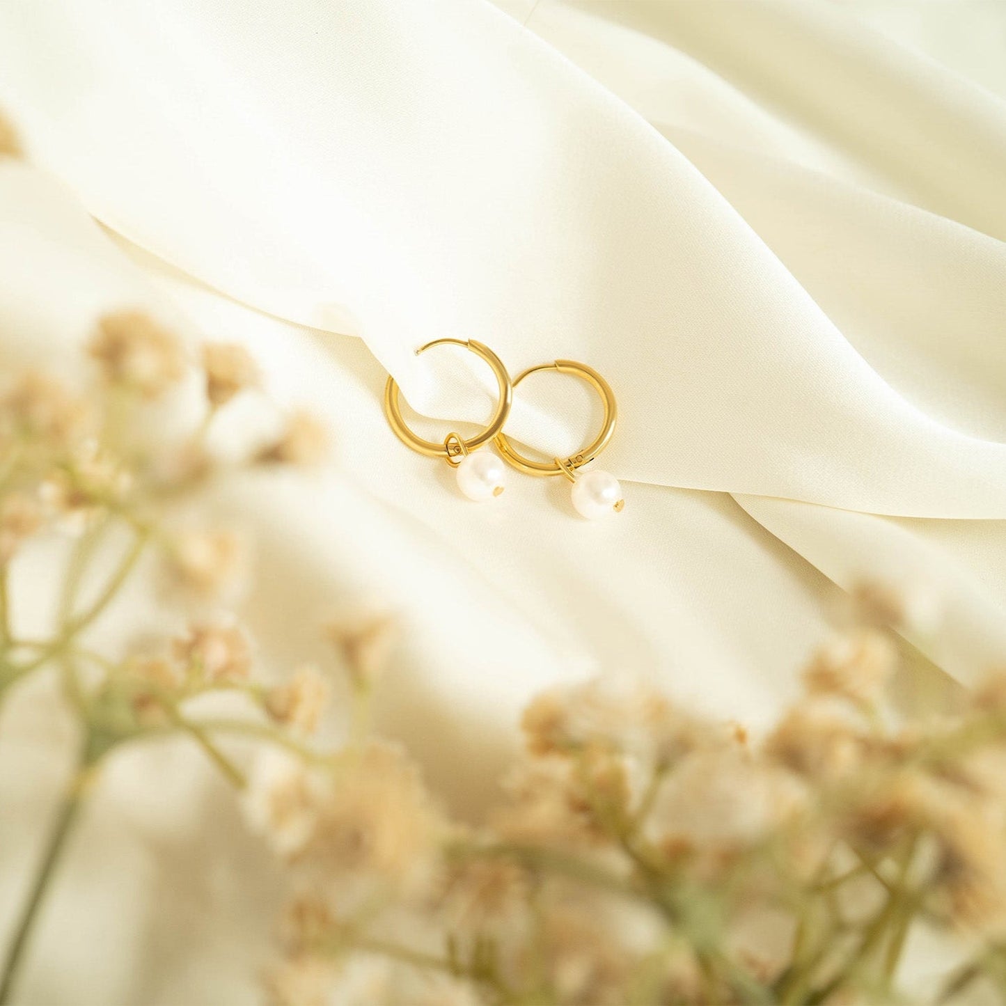 18K Gold PVD Stainless Steel Pearl Charm Huggie Hoop Earrings / ERJ0027