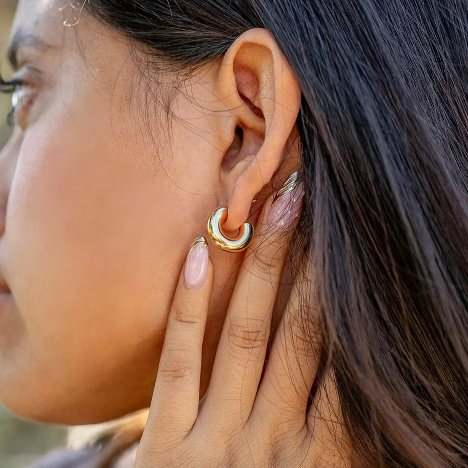 18K Gold PVD Stainless Steel Chunky Huggie Hoop Earring / ERJ0047