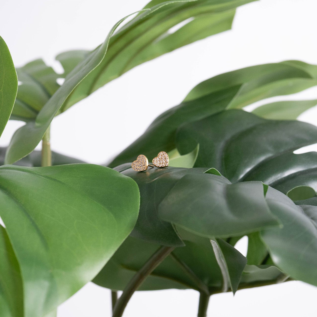 18K Gold PVD Stainless Steel Heart Stud Pave Stones Earrings / ERJ0079