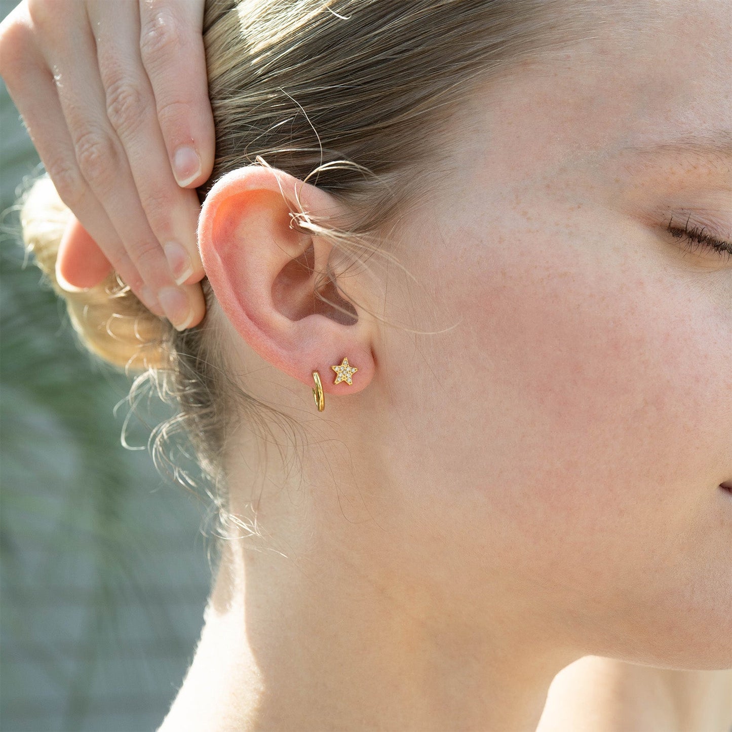 18K Gold PVD Stainless Steel Star Stud Pave Stone Earrings / ERJ0080