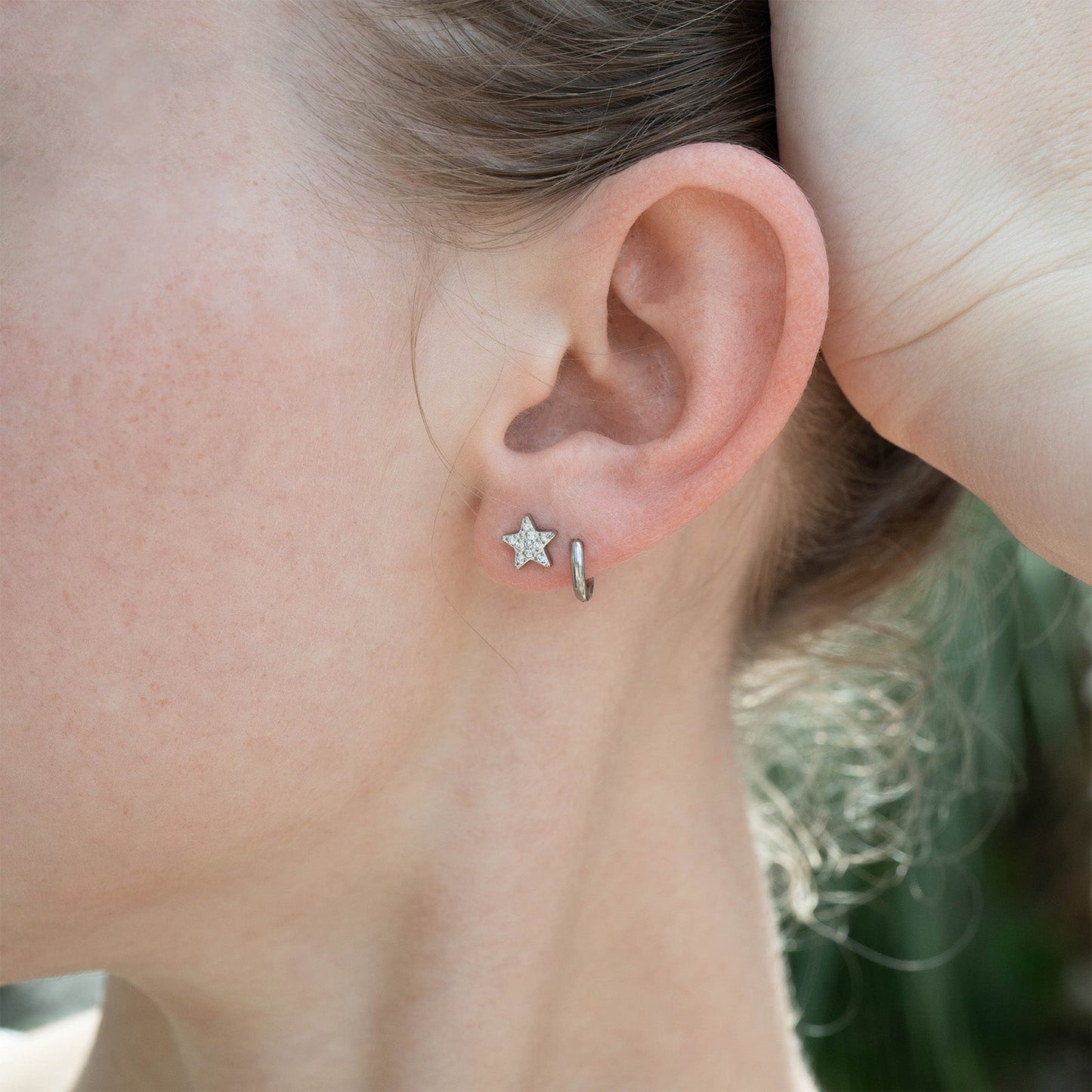 18K Gold PVD Stainless Steel Star Stud Pave Stone Earrings / ERJ0080