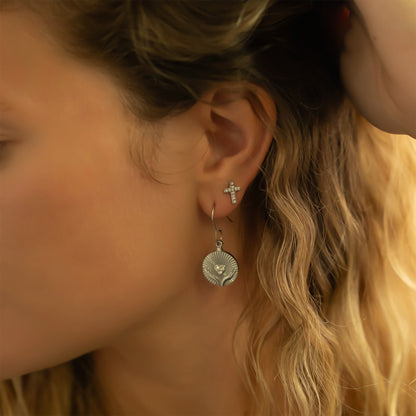 18K Gold PVD Stainless Steel Open Hands Pendant / PDL0296