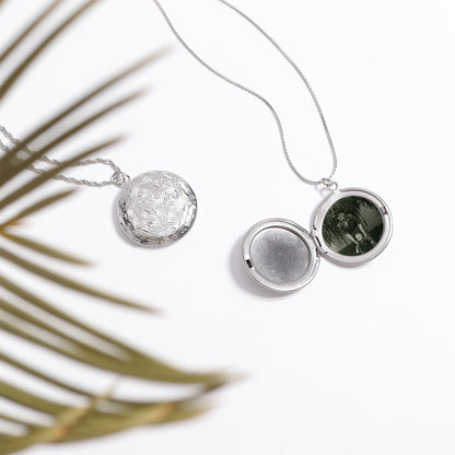 18K Gold PVD Stainless Steel Round Floral textured Locket / PDL0240