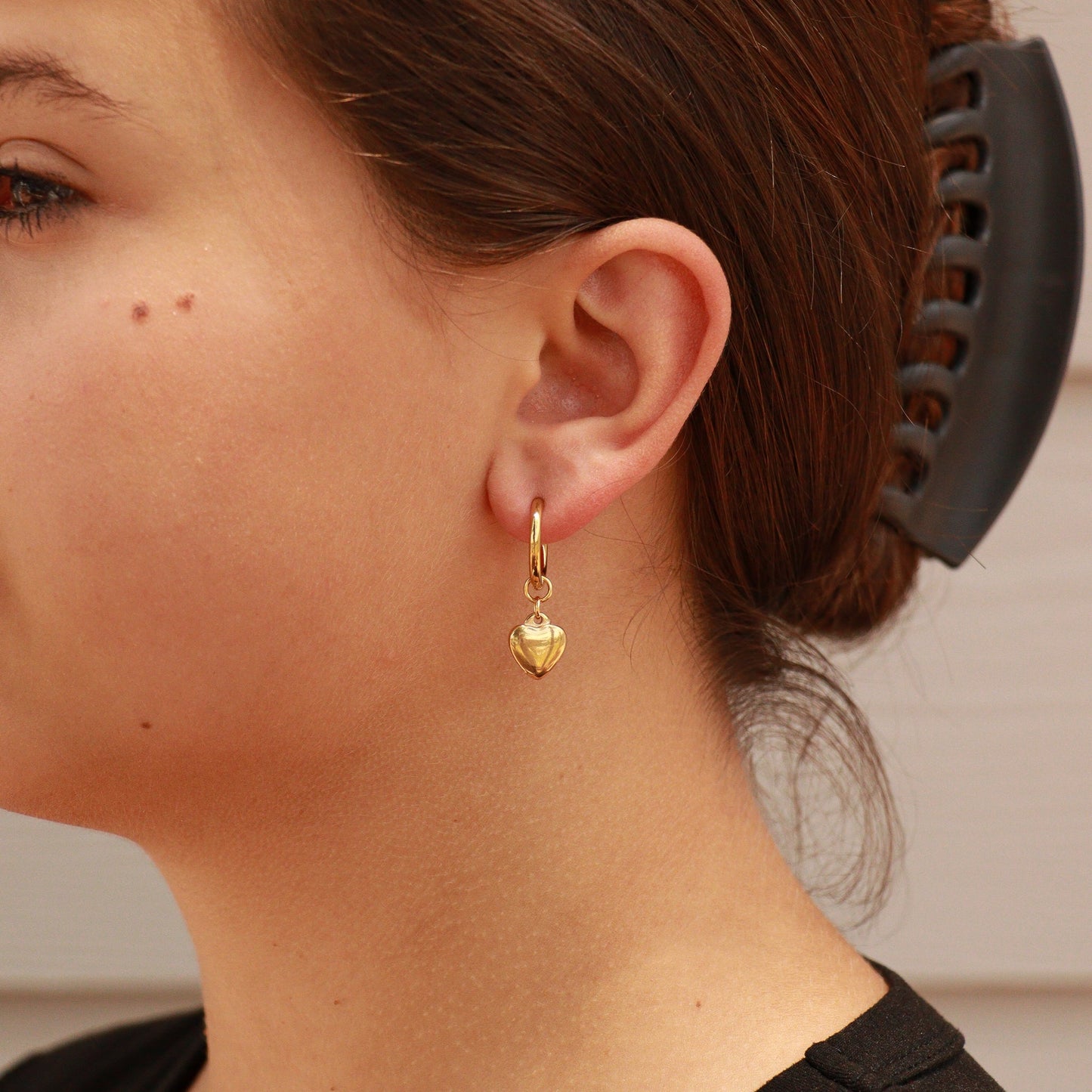 18K Gold PVD Stainless Steel Heart Pendant Huggie Hoop Earrings / ERJ0028