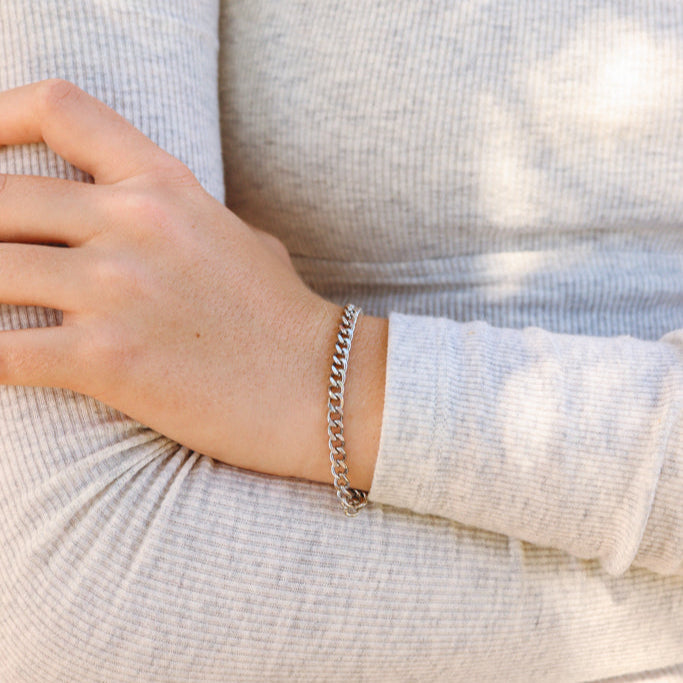 Stainless Steel Diamond Cut Curb Chain Bracelet or Anklet / BRJ9095