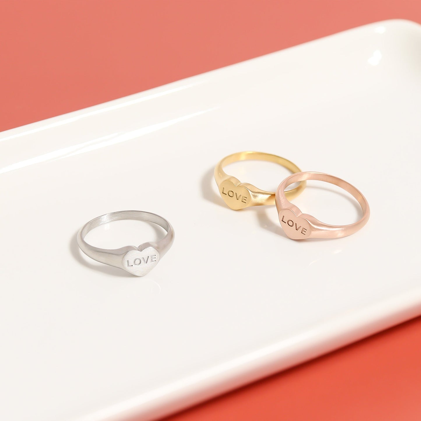 18K Gold PVD Stainless Steel Love Heart Signet Ring / ESR0005