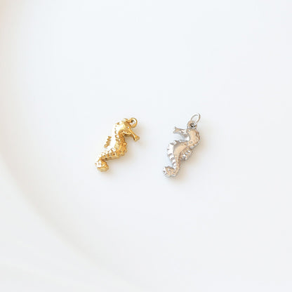18K Gold PVD Stainless Steel Seahorse Charm / PDL0096