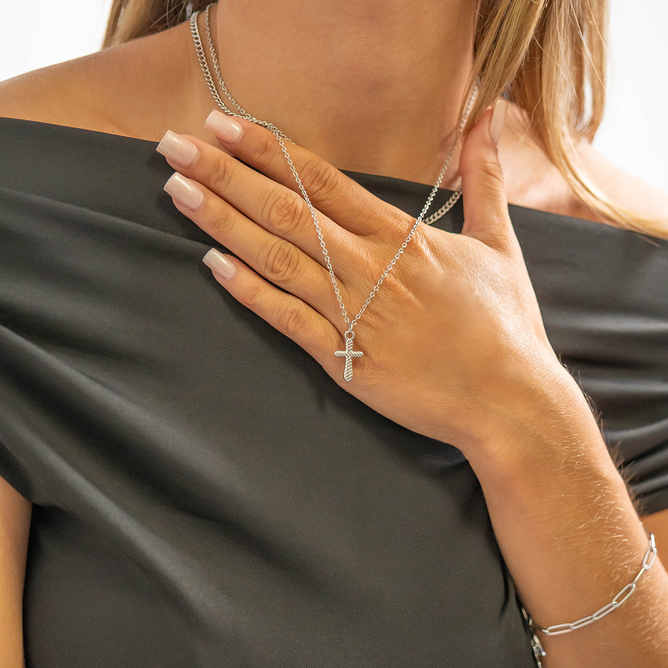 18K Gold PVD Stainless Steel Textured Cross Charm / PDL0114