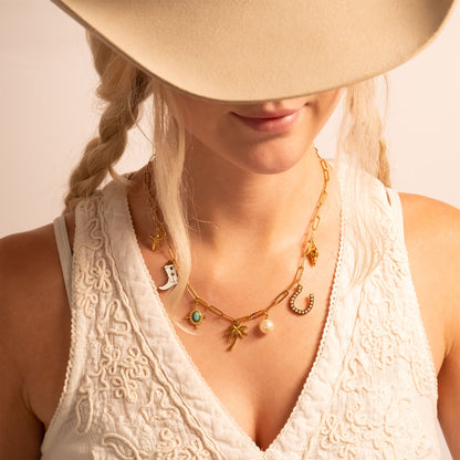 18K Gold PVD Stainless Steel Conch Shell with Pearl Charm / PDL0193