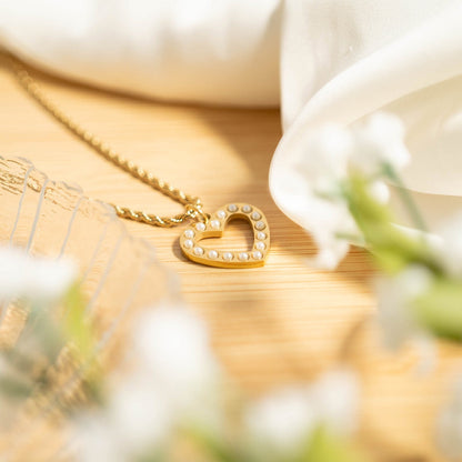 18K Gold PVD Stainless Steel Pearl Heart Charm / PDL0253