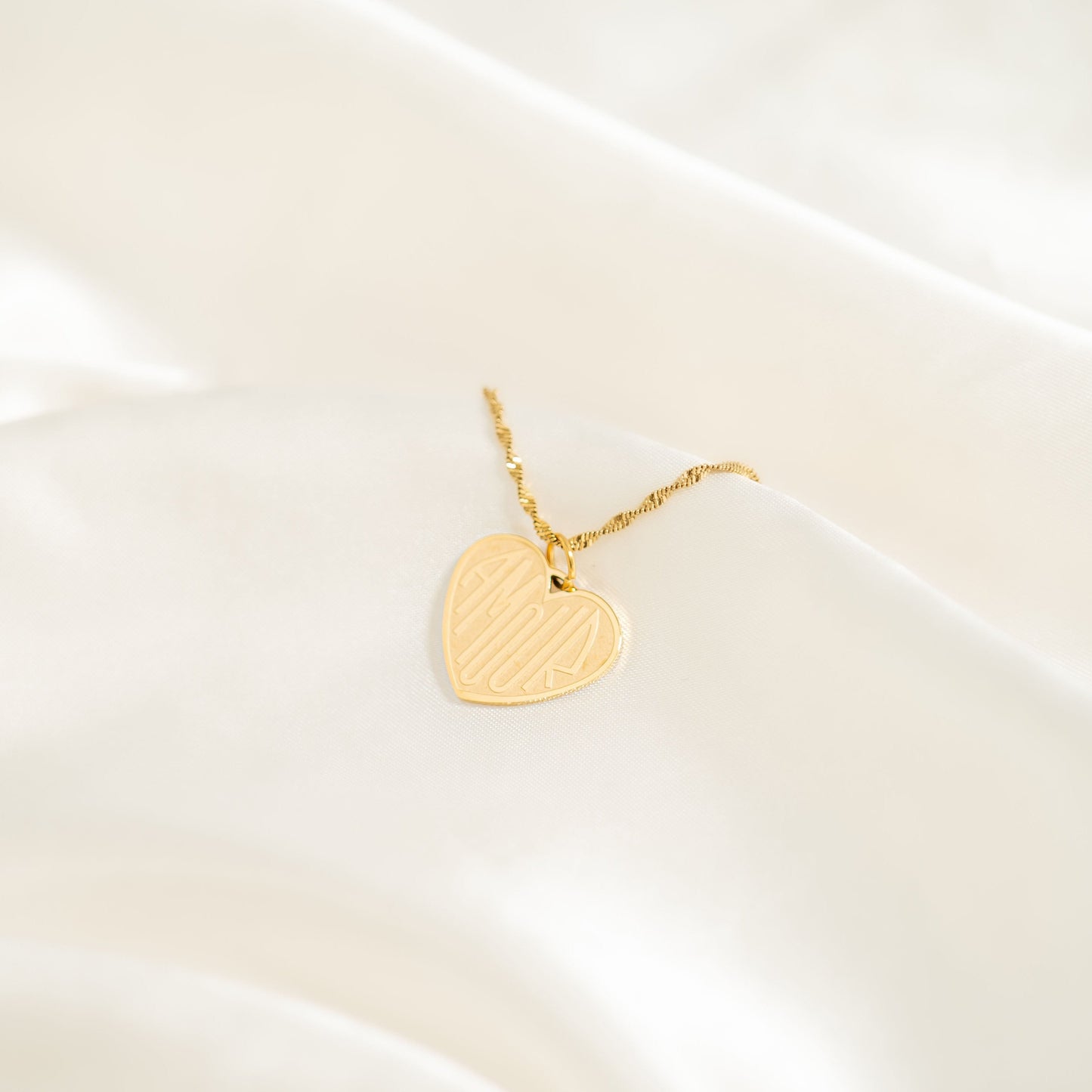 18K Gold PVD Stainless Steel Heart Amour Charm / PDL0256