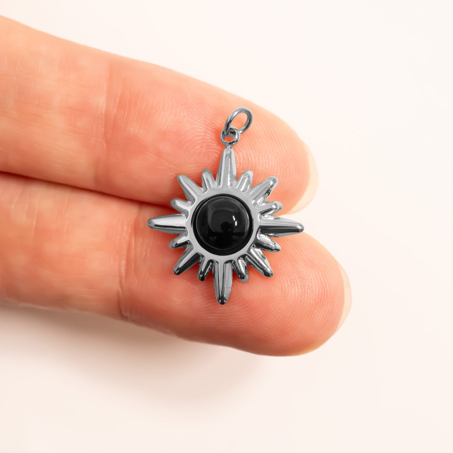 18K Gold PVD Stainless Steel Black Stone Pendant / PDL0307