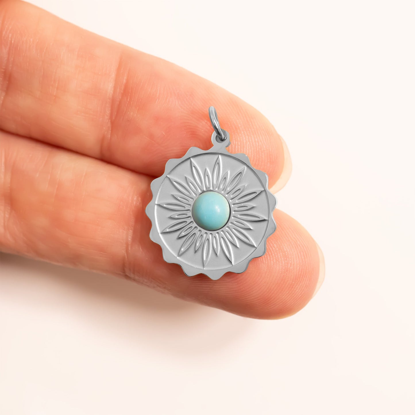 18K Gold PVD Stainless Steel Flower Turquoise Center Pendant / PDL0308