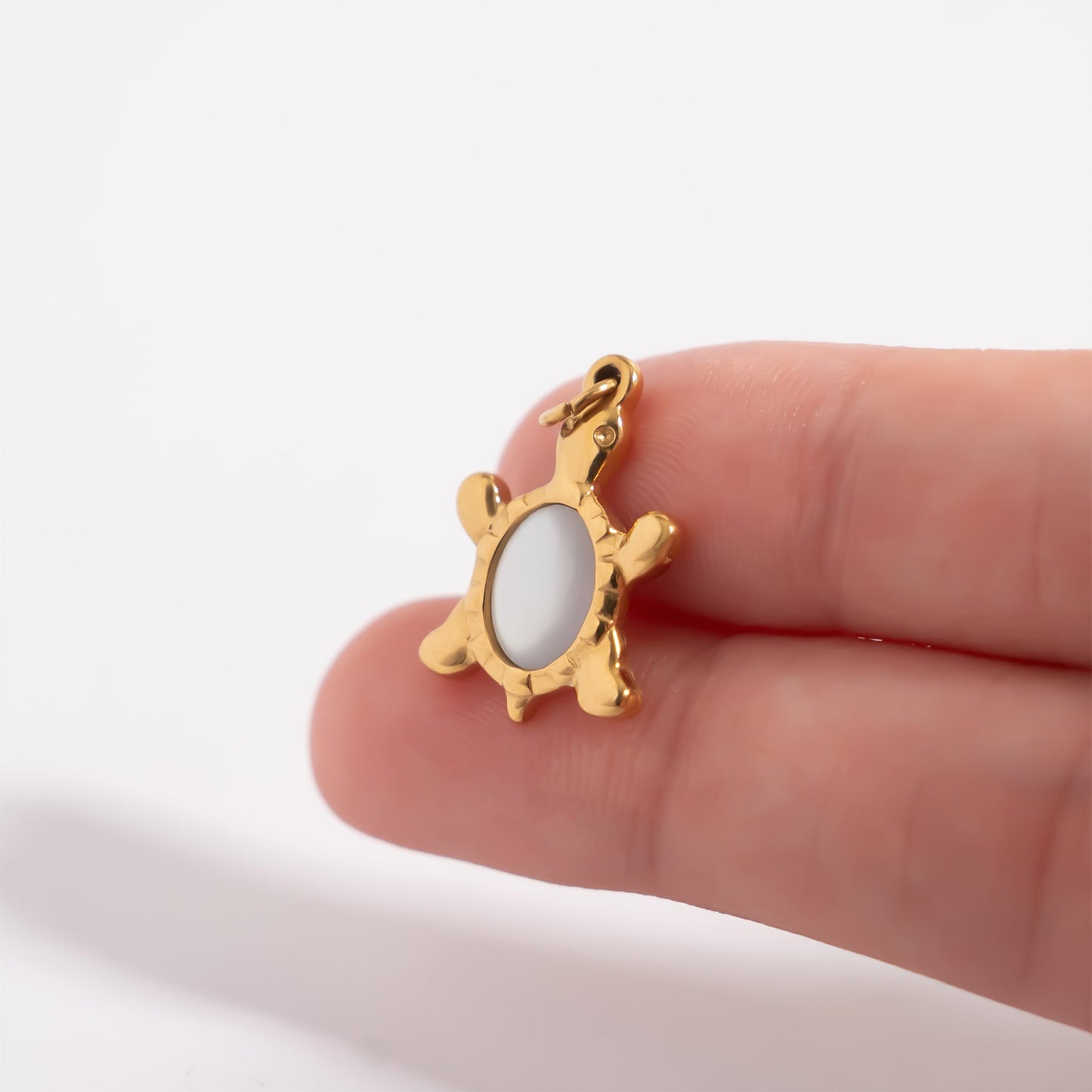 18K Gold PVD Stainless Steel Mother Of Pearl Turtle Charm / PDL0344