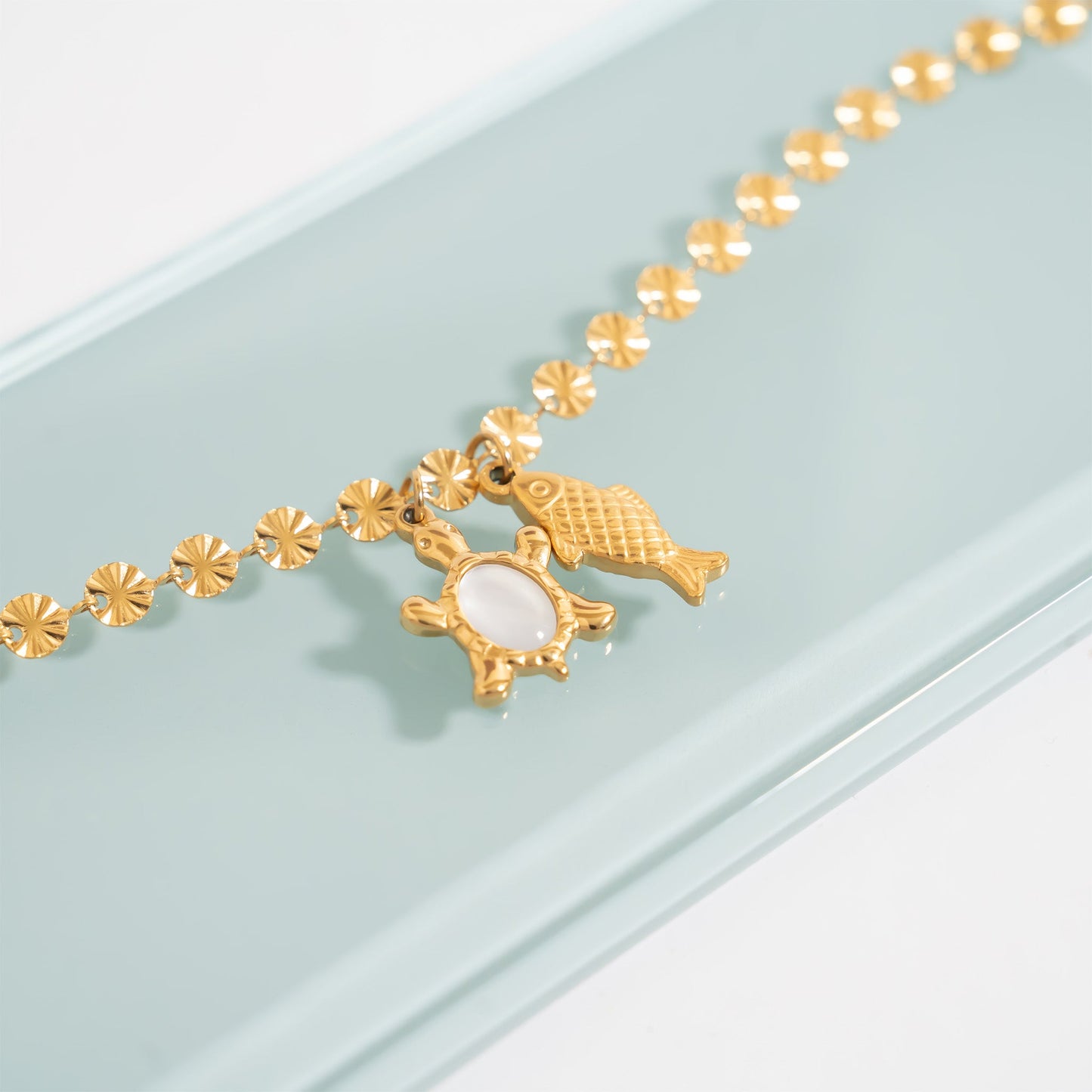 18K Gold PVD Stainless Steel Mother Of Pearl Turtle Charm / PDL0344