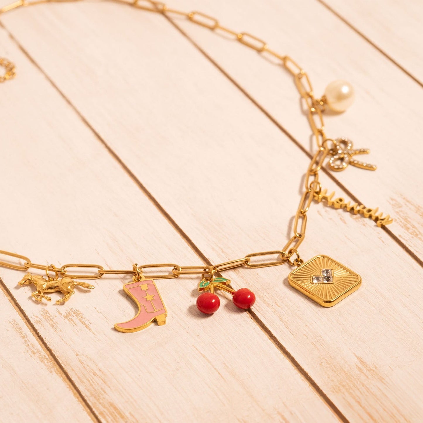 18K Gold PVD Stainless Steel Stone Heart Pendant / PDL0305