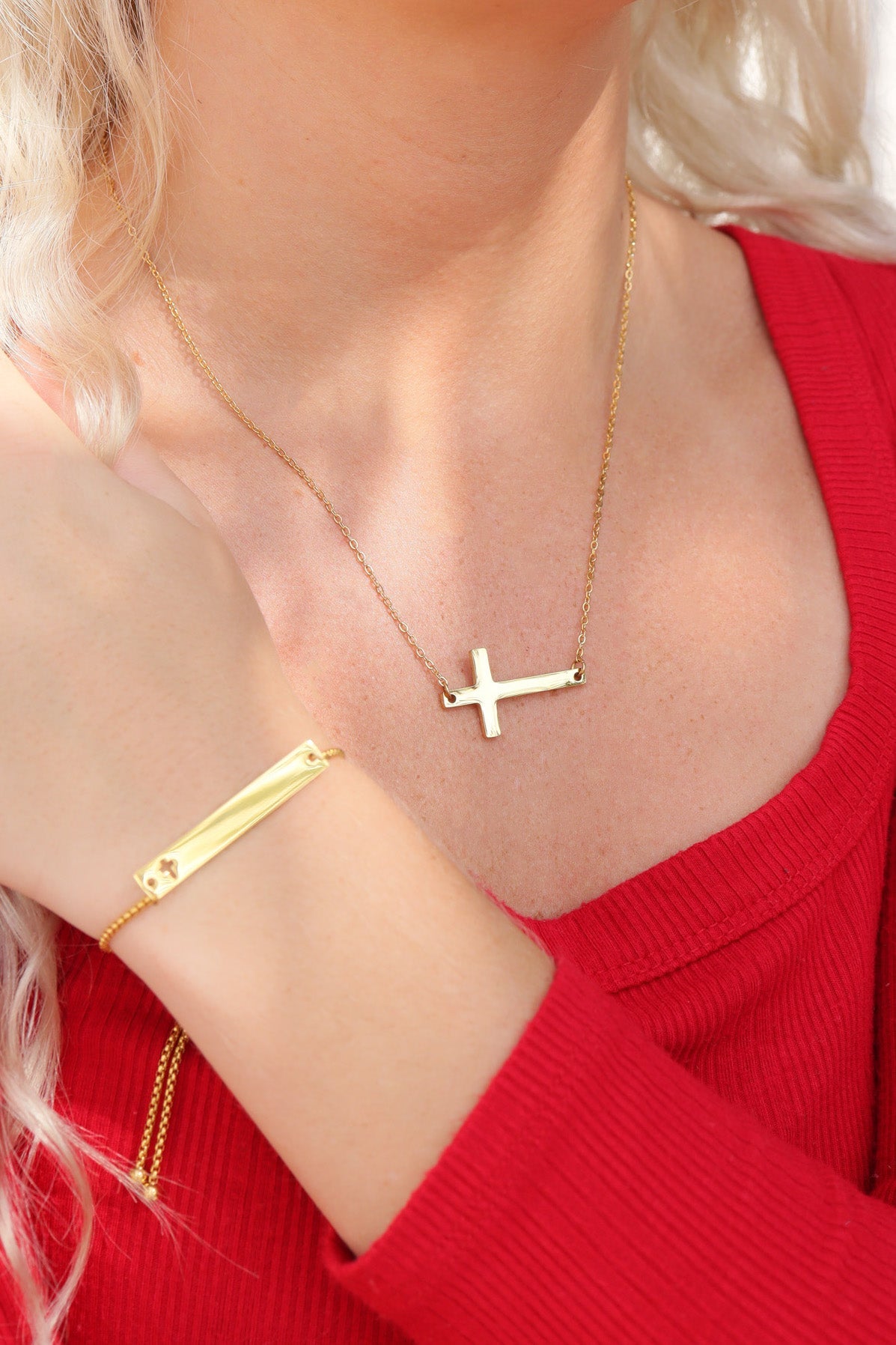 18K Gold PVD Stainless Steel Horizontal Blank Cross Necklace / SBB0285