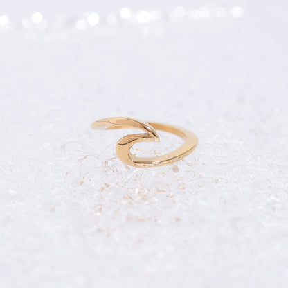 Stainless Steel 18K Gold PVD Coated Wave Ring / SCR4122