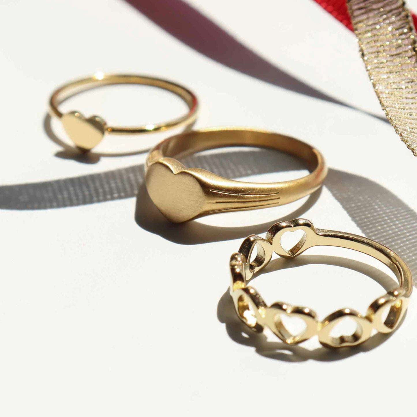 18K Gold PVD Stainless Steel Alternating Heart Stacking Ring / CSR0010