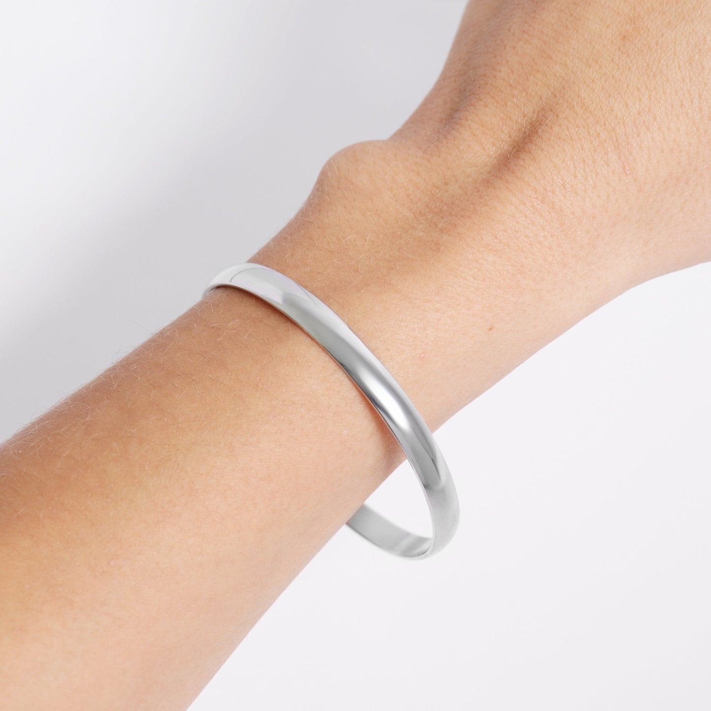 Engravable Stainless Steel Bangle / BRJ9006