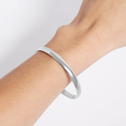 Engravable Stainless Steel Bangle / BRJ9006