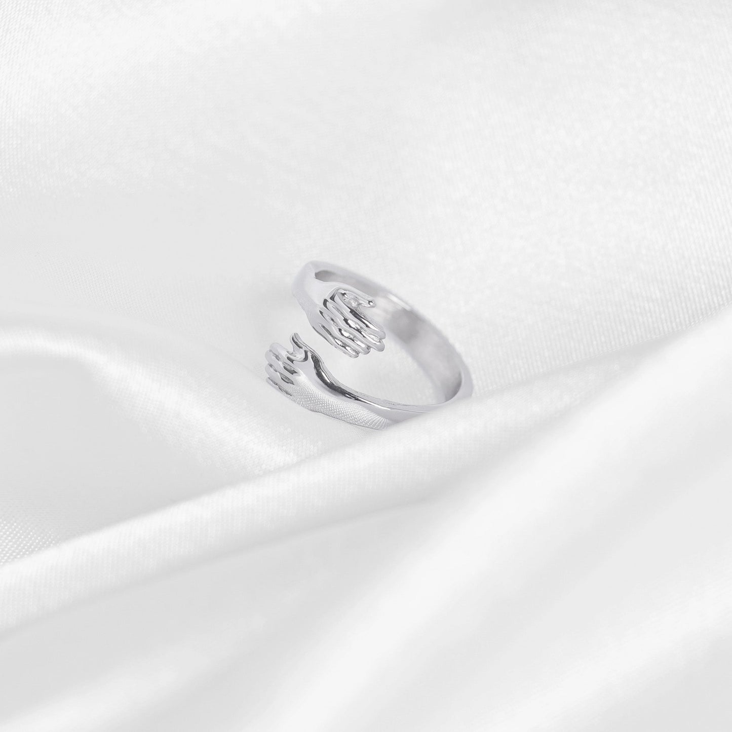 Stainless Steel Hug Ring / KSS0001